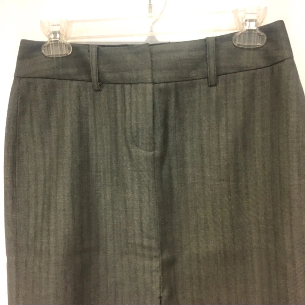 ⭐️ Express Classic Stretch Gray Pencil Skirt 2